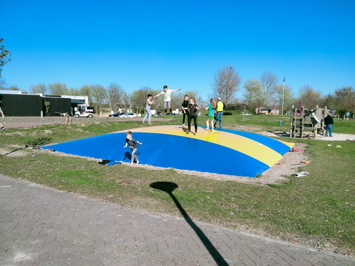 Bj Chalets - Robbengat 85 - Gezellige Chalet Op Vakantiepark Lauwersoog! Vroege Incheck! Met Airco! 외부 사진
